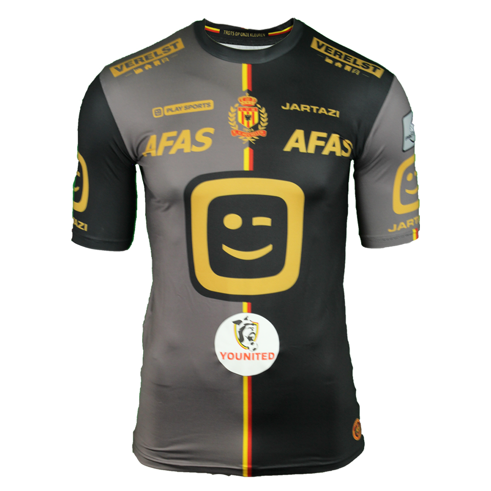 Alec Van Hoorenbeeck  KV Mechelen jersey