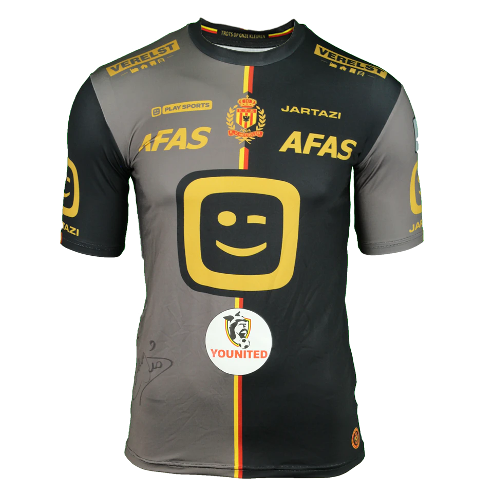 Igor de Camargo KV Mechelen のシャツ