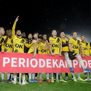 Join the team photo of the squad