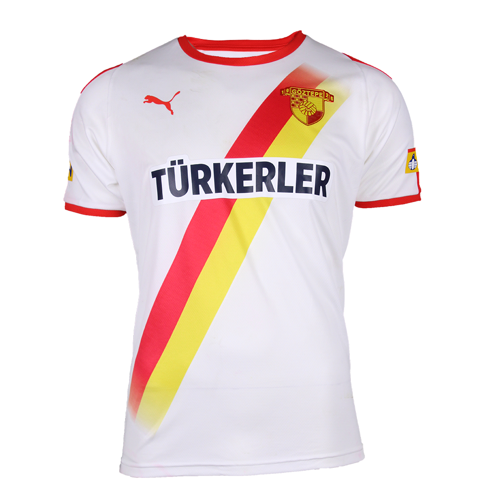 Pape Cherif Ndiaye Göztepe shirt
