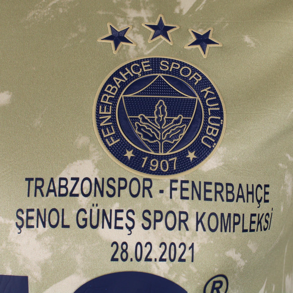 Mbwana Ally Samatta Fenerbahçe forması
