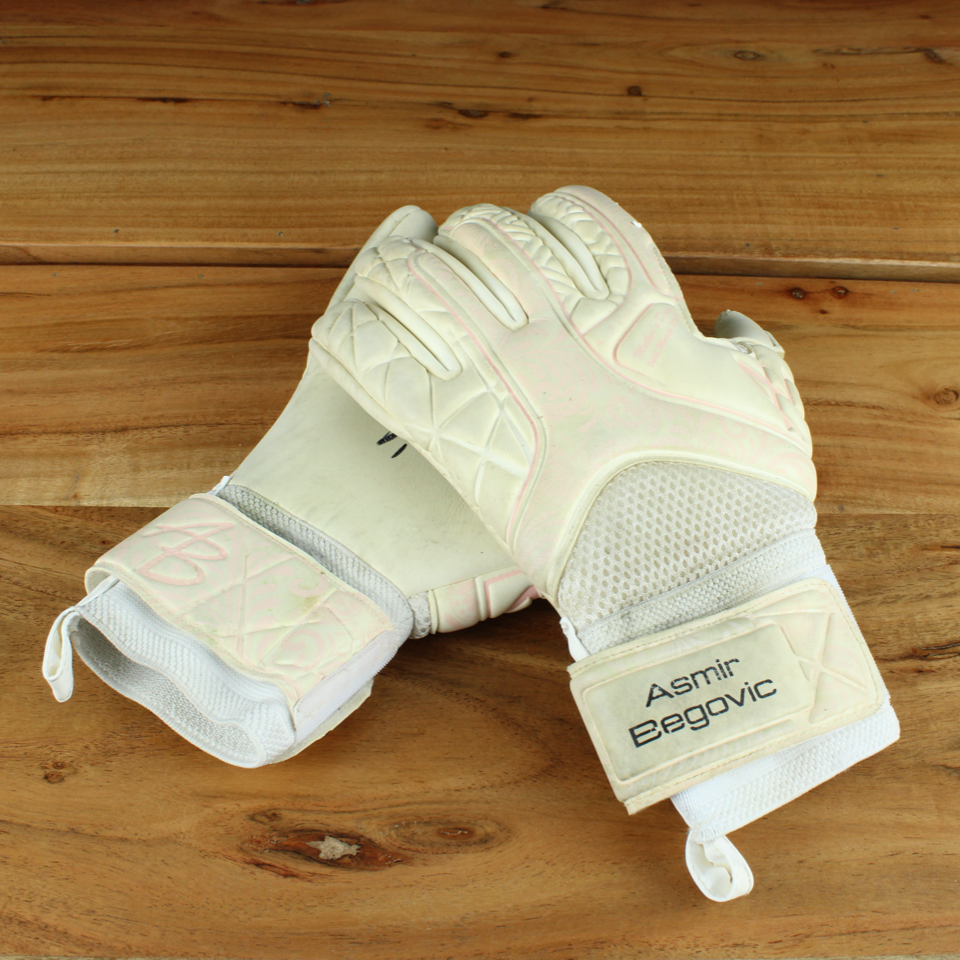 Asmir Begovic - A.F.C. Bournemouth - Gloves