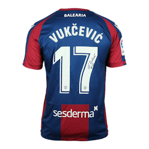 Nikola Vukčević Levante UD shirt