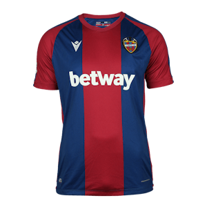 Nikola Vukčević Levante UD shirt