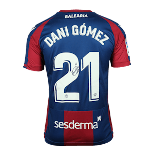 Daniel Gómez Alcón Levante UD shirt