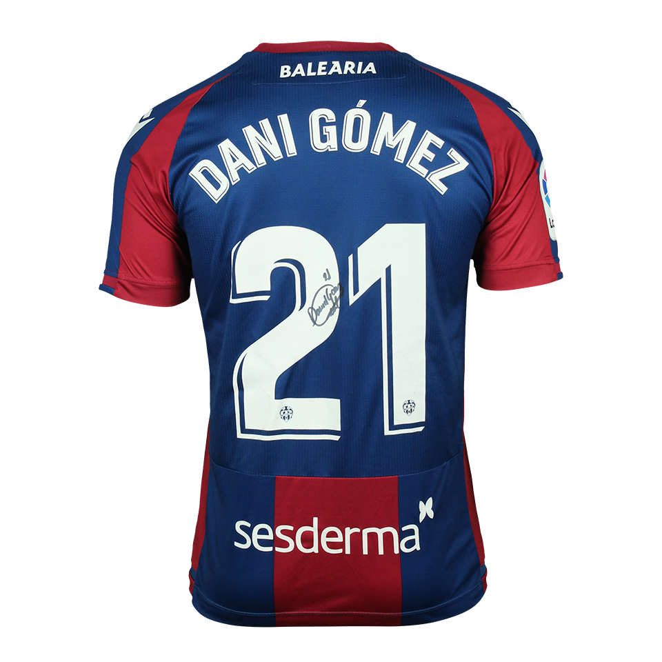 Daniel Gómez Alcón Levante UD shirt