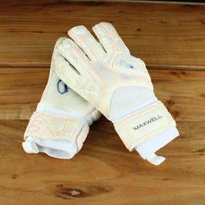 Chris Maxwell – Blackpool - Gloves 2