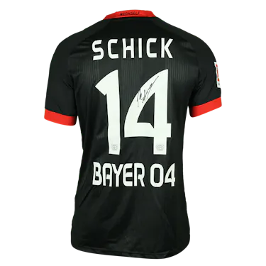 来自Bayer Leverkusen的Patrik Schick球衣