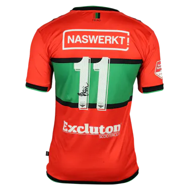 来自N.E.C.的Ayman Sellouf球衣