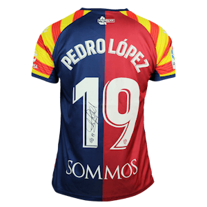 Pedro López Muñoz SD Huesca camisa.