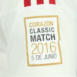 Squad Signed Shirt - 4 | Ajax