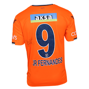 Junior Fernándes  İstanbul Başakşehir forması