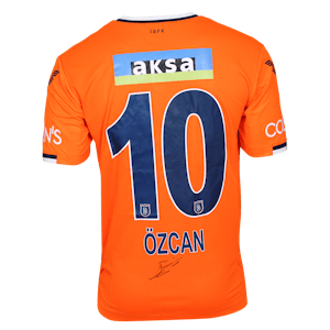 Berkay Özcan İstanbul Başakşehir shirt