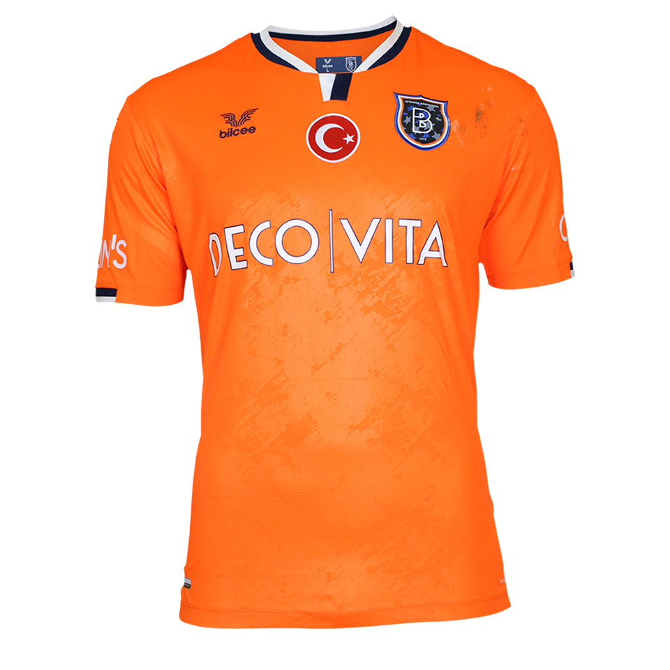 Berkay Özcan İstanbul Başakşehir shirt