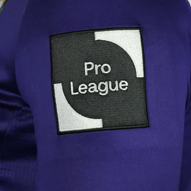 来自RSC Anderlecht的Jacob Bruun Larsen球衣