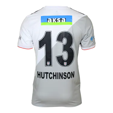Atiba Hutchinson Beşiktaş JK forması