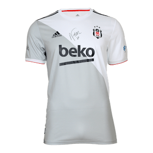 Necip Uysal Beşiktaş JK shirt
