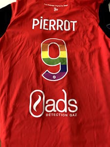 Frantzdy Pierrot | EA Guingamp