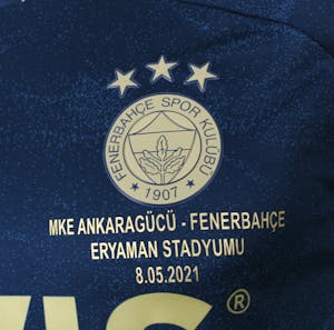 Mesut Özil Fenerbahçe shirt