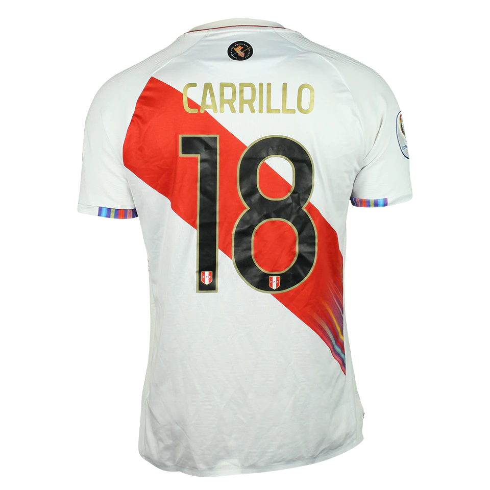 André Carrillo Peru jersey