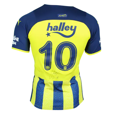 Mesut Özil Fenerbahçe camisa.