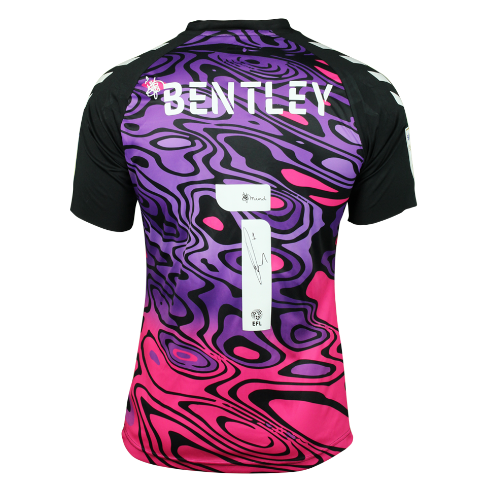 Daniel Bentley Bristol City shirt