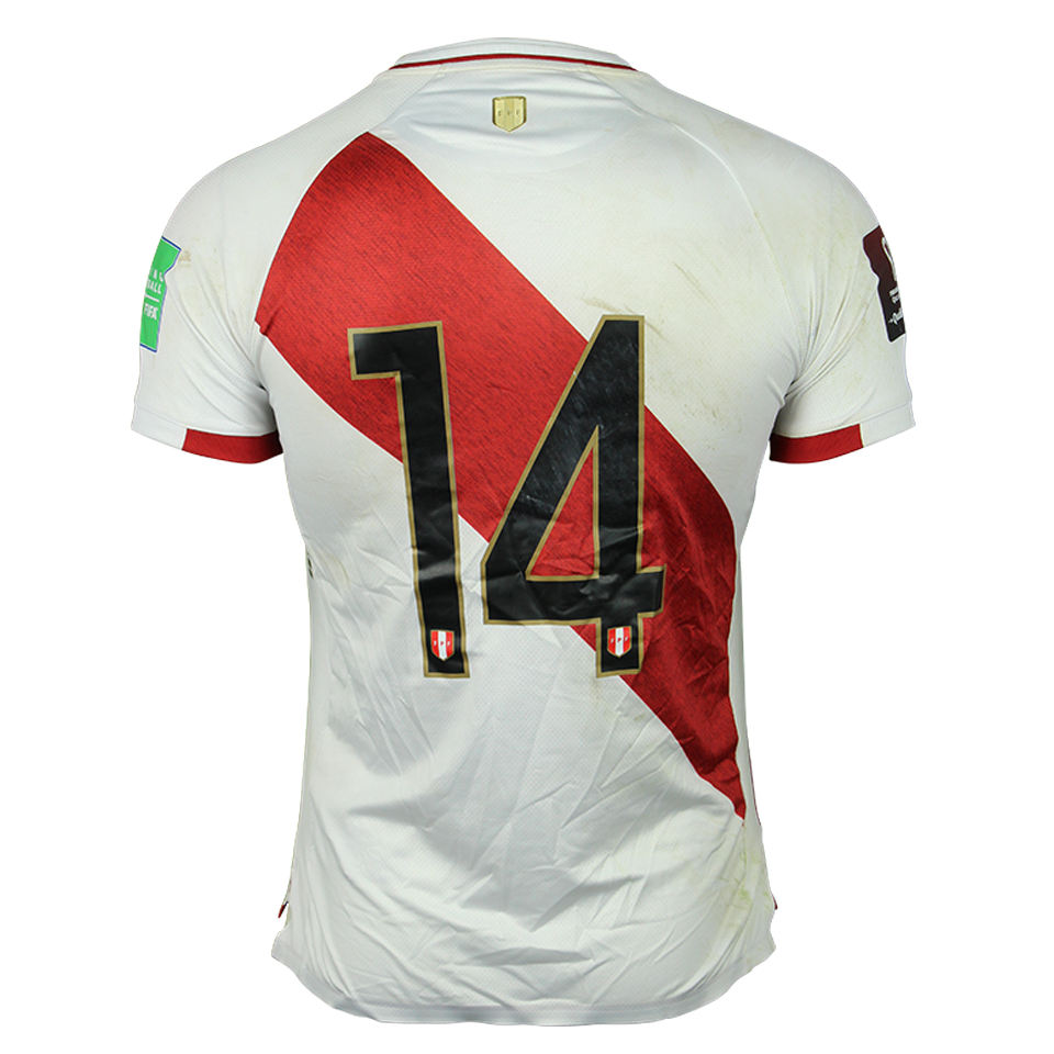 Shirt van Gianluca Lapadula Peru