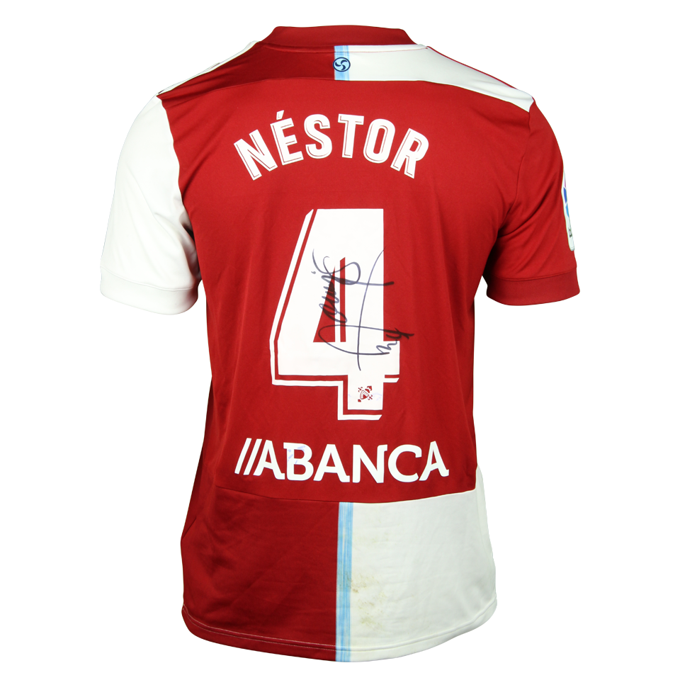 Néstor Araújo RC Celta camisa.