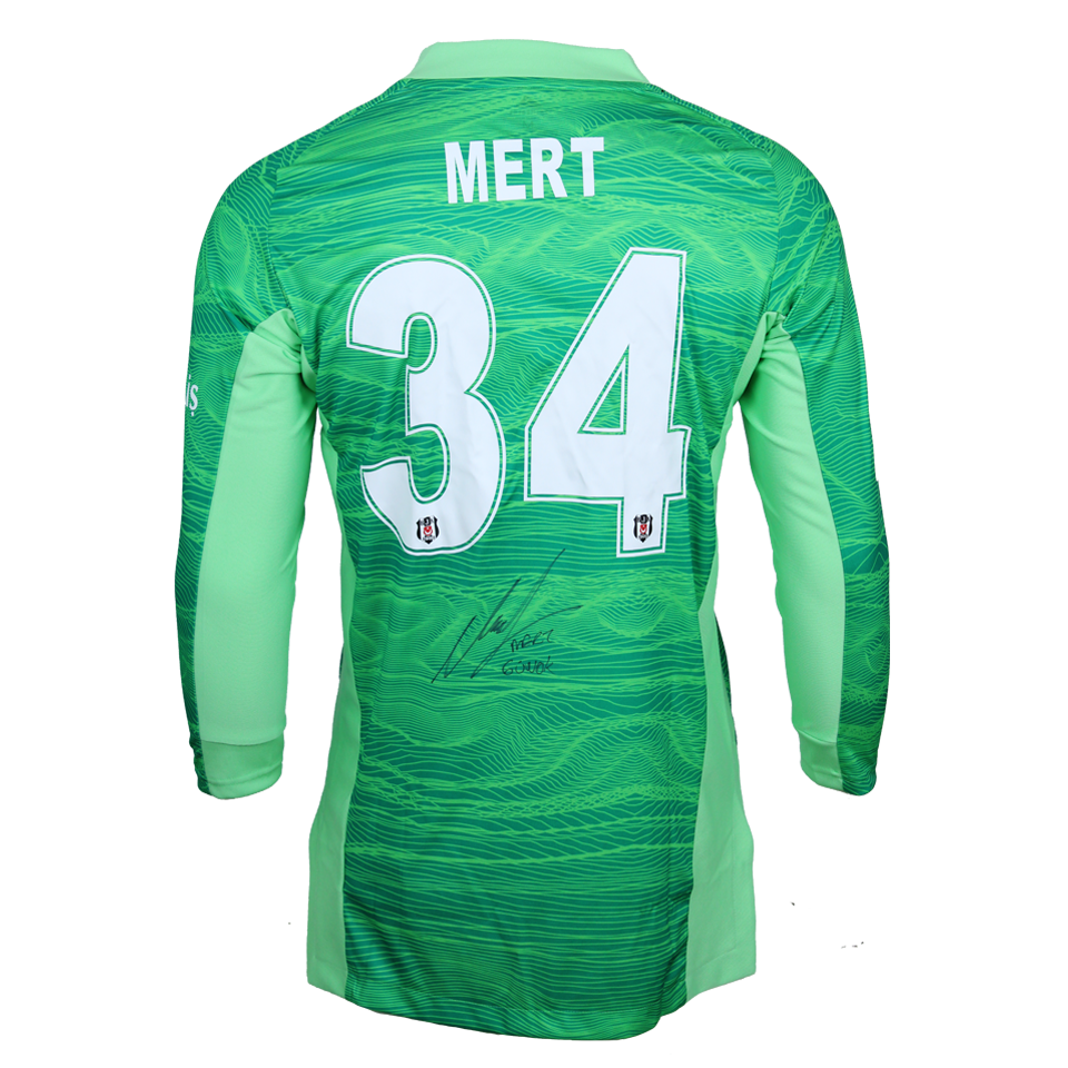 Fehmi Mert Günok Beşiktaş JK shirt