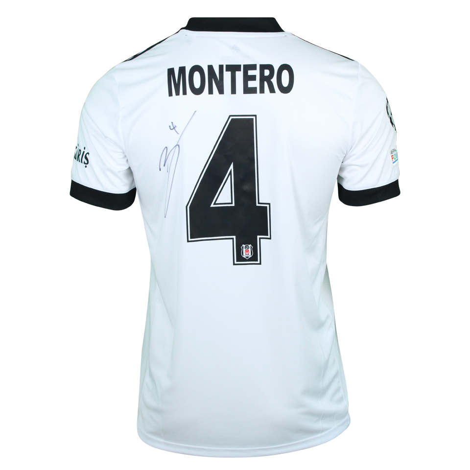 Francisco Javier Montero Rubio Beşiktaş JK shirt
