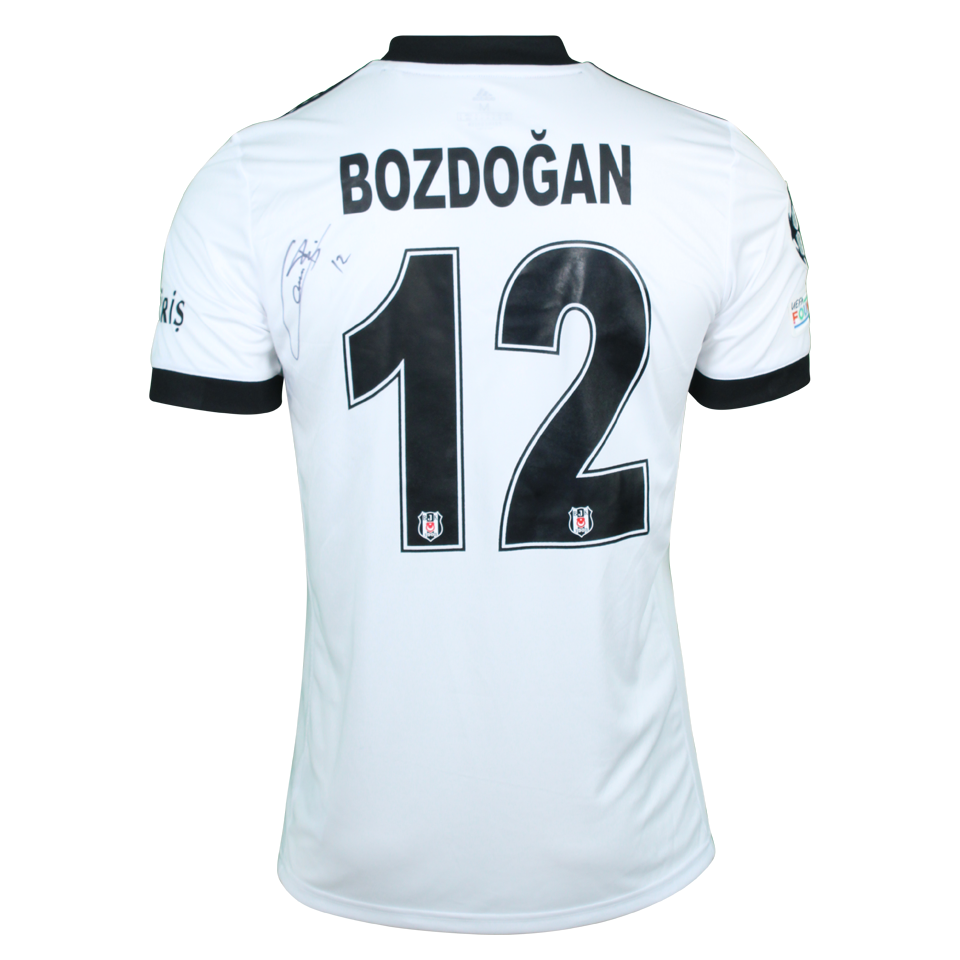 Can Bozdoğan Beşiktaş JK shirt