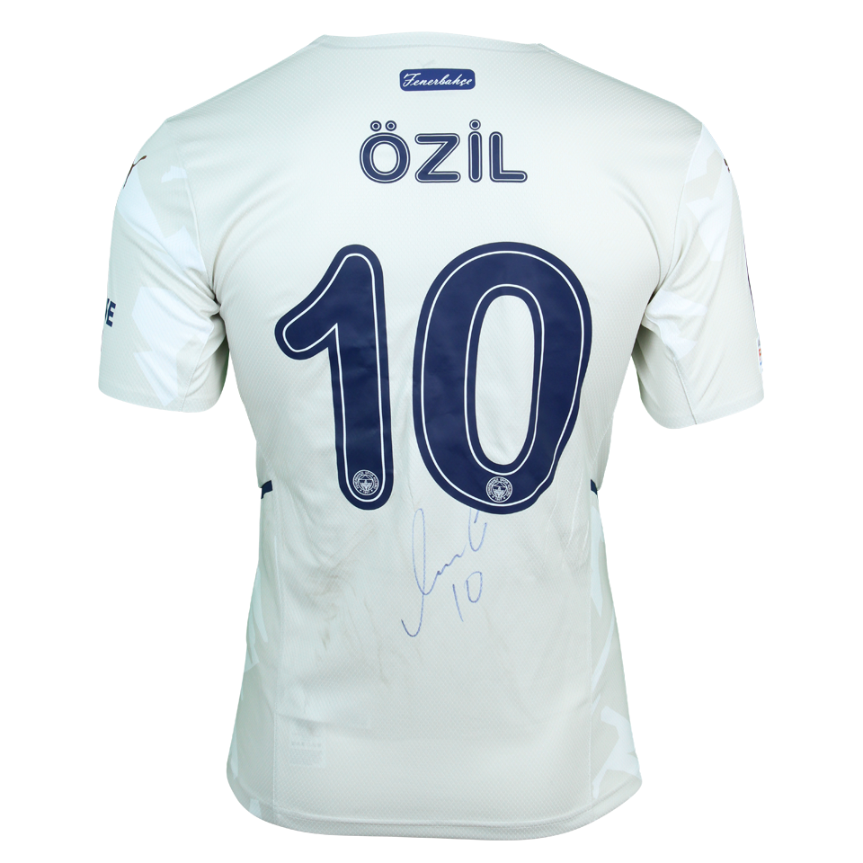 Mesut Özil - 2