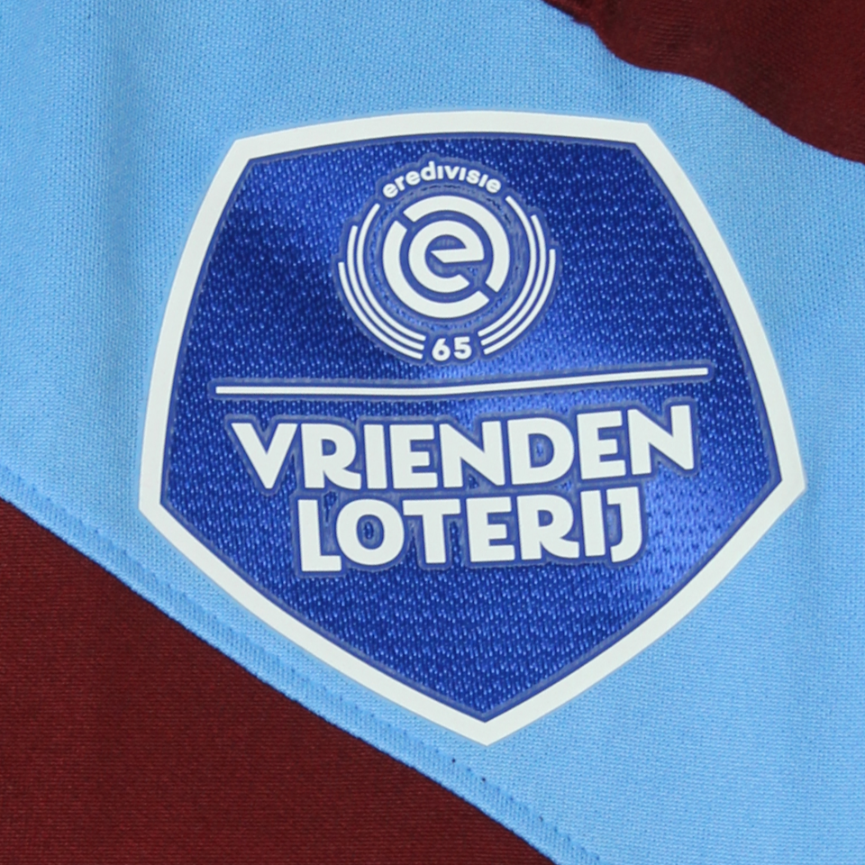 Maximilian Wittek Vitesse shirt