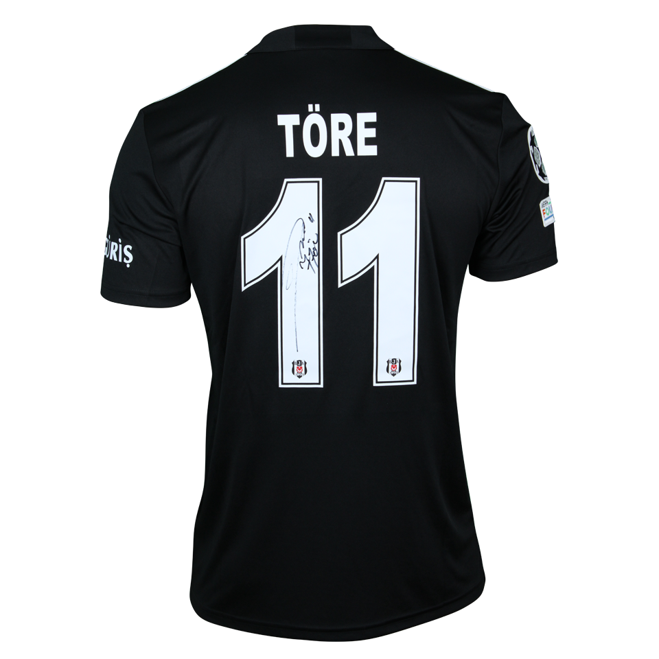 Gökhan Töre Beşiktaş JK shirt