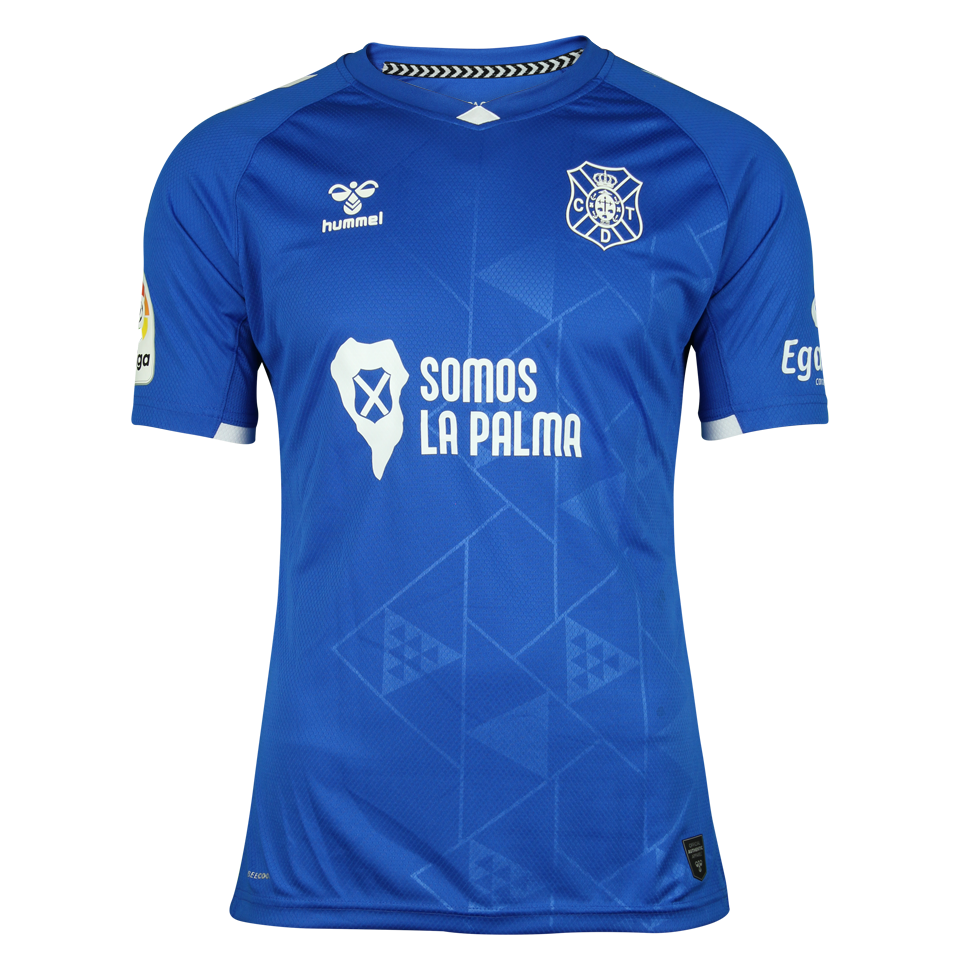 Víctor Mollejo Carpintero CD Tenerife shirt