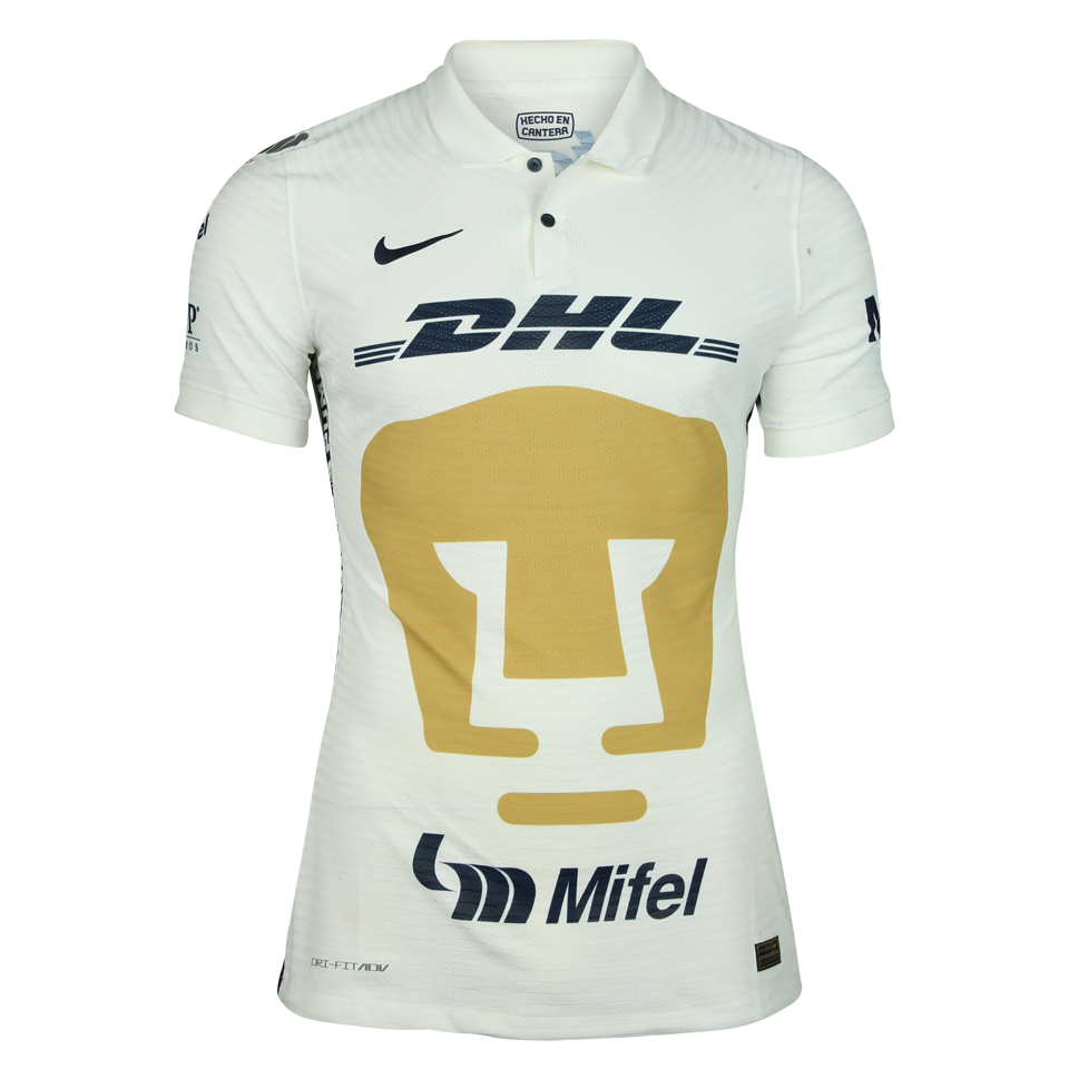Amaury García Moreno Pumas shirt
