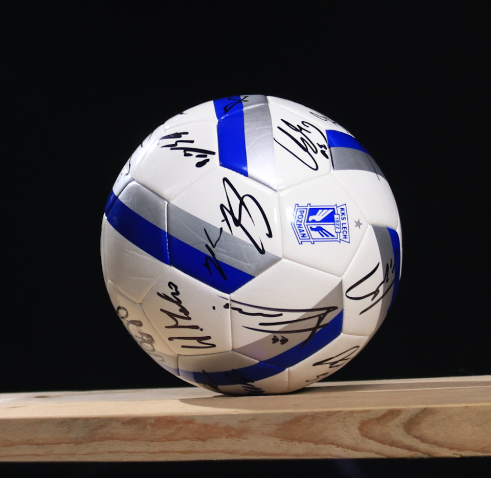 Signed Ball