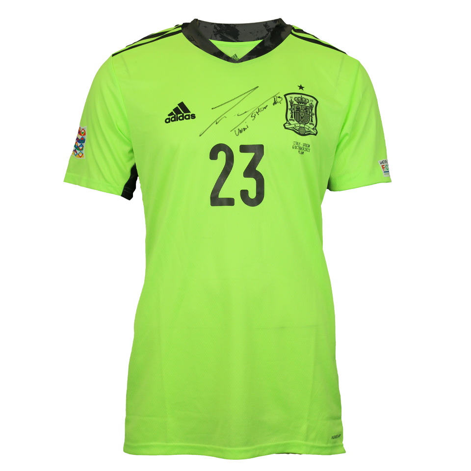Unai Simón Mendibil Spain shirt