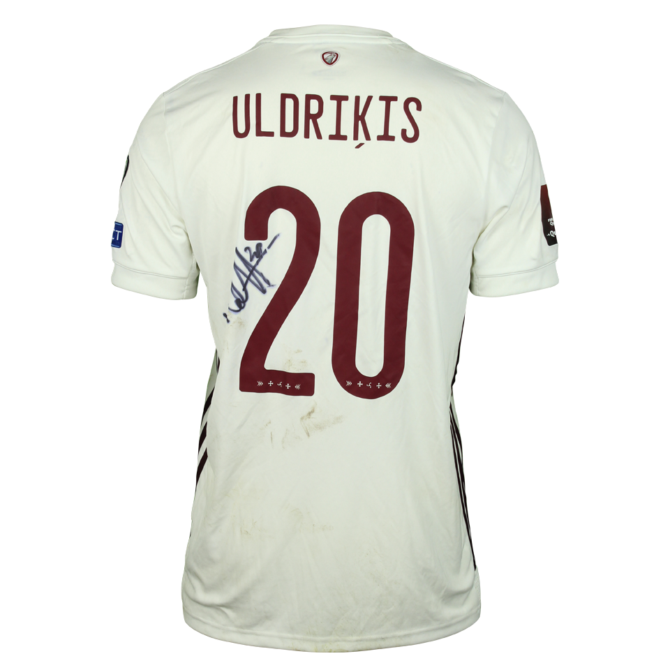 来自Latvia的Roberts Uldriķis球衣