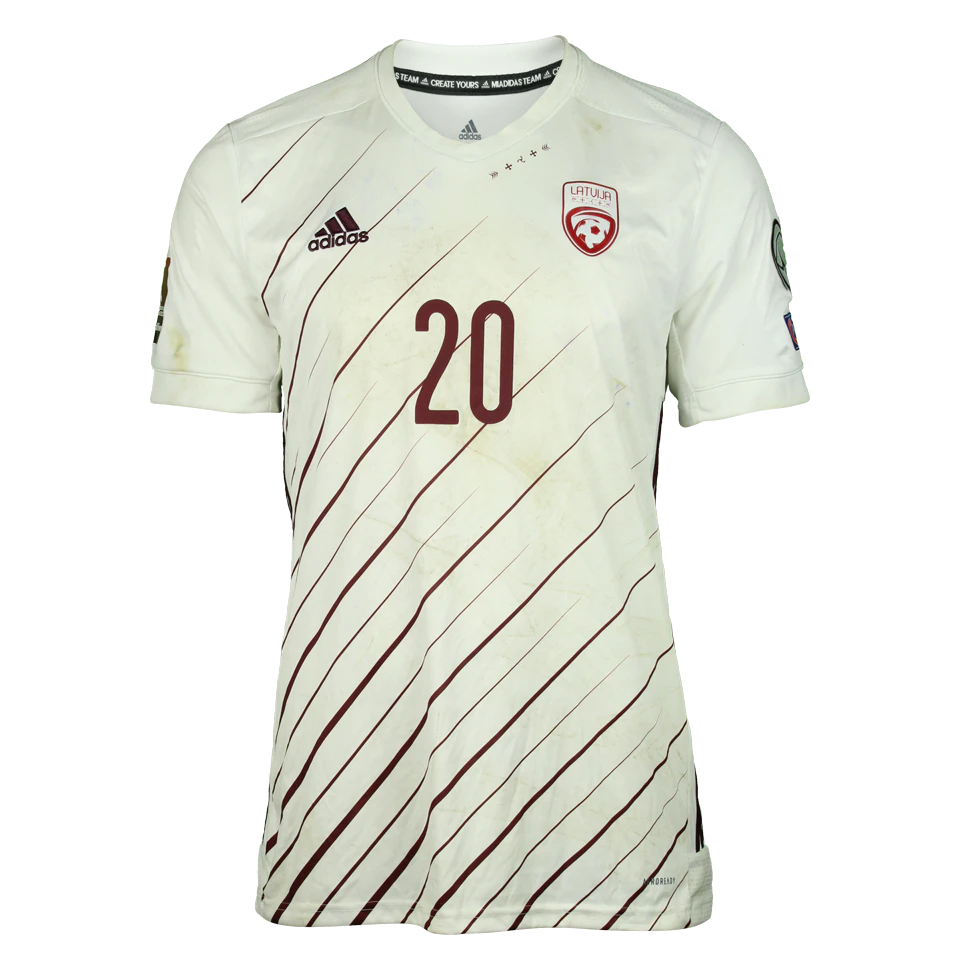 来自Latvia的Roberts Uldriķis球衣