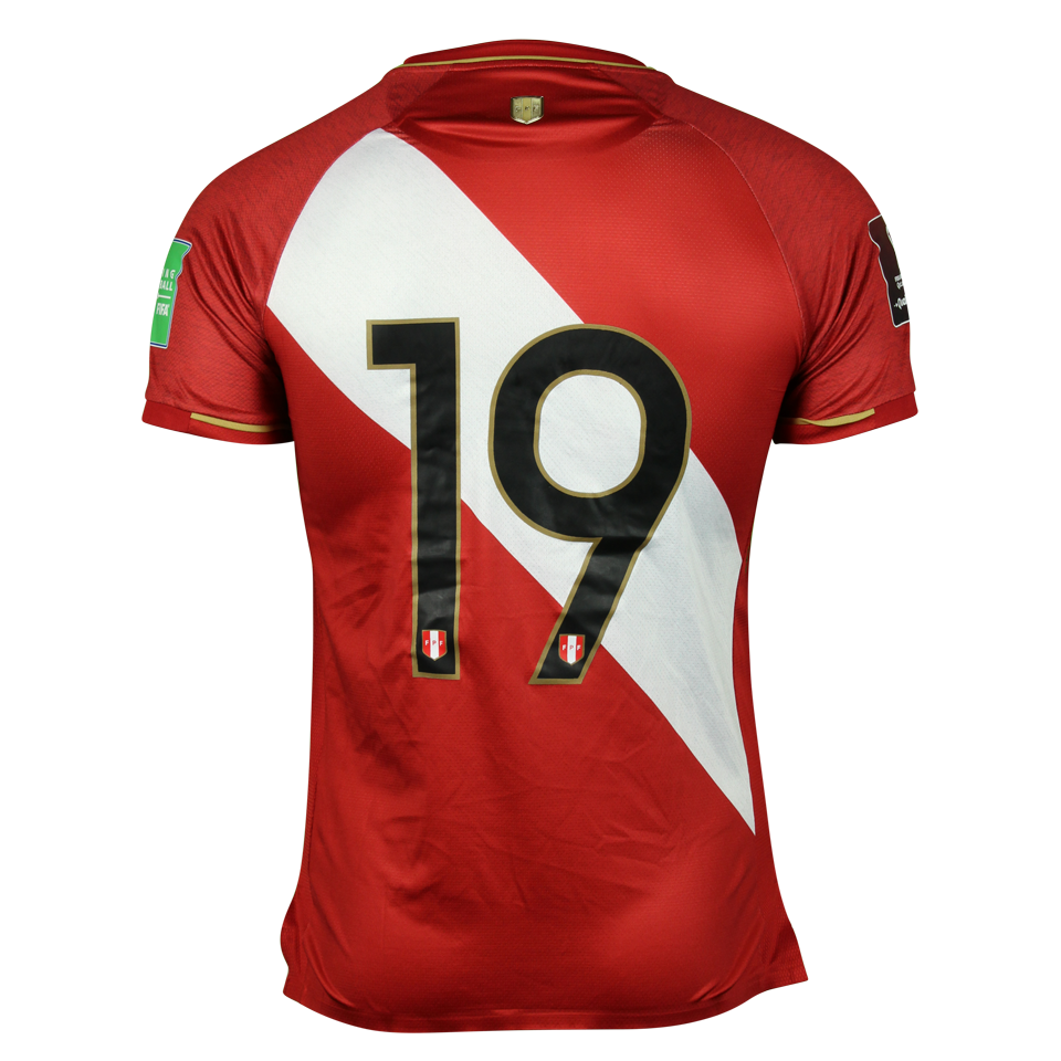 Víctor Yoshimar Yotún Flores Peru shirt