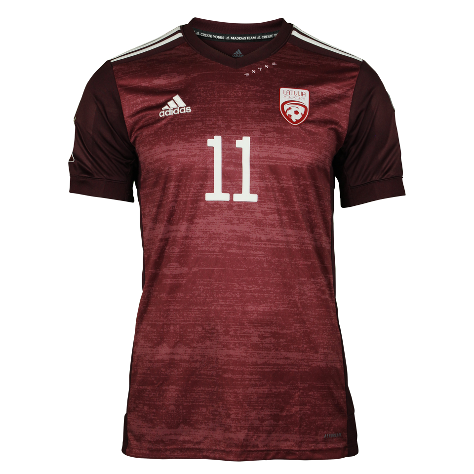 Roberts Savaļnieks Latvia shirt