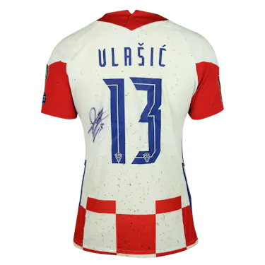 来自Croatia的Nikola Vlašić球衣