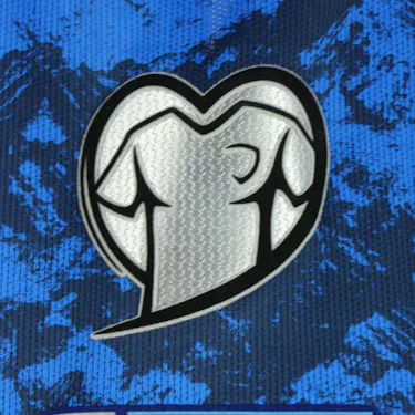 Slovakia 팀의 Erik Jirka 셔츠