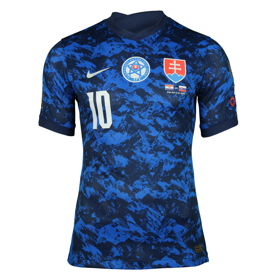 Albert Rusnák Slovakia jersey