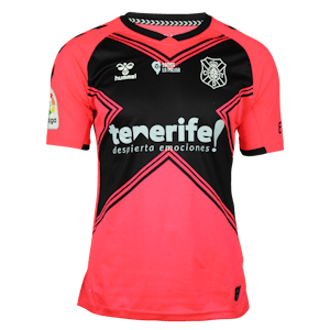 José León Bernal CD Tenerife shirt
