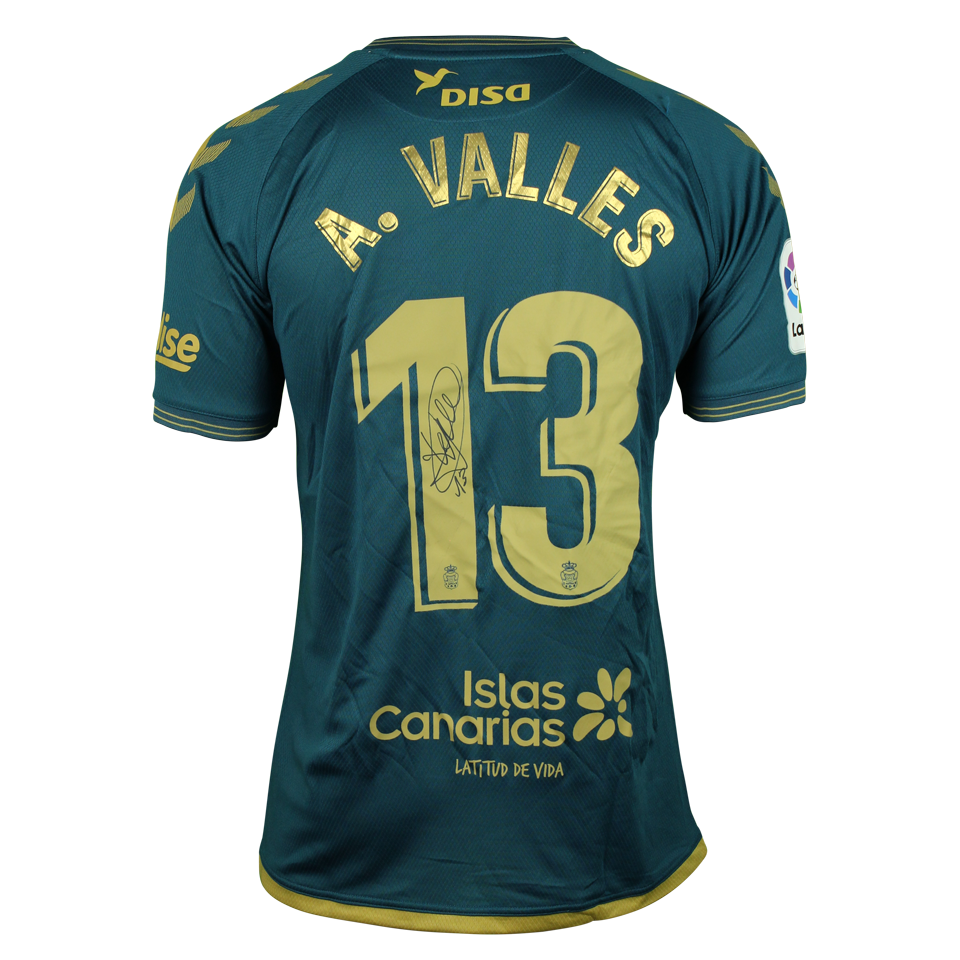 Álvaro Vallés Rosa UD Las Palmas shirt
