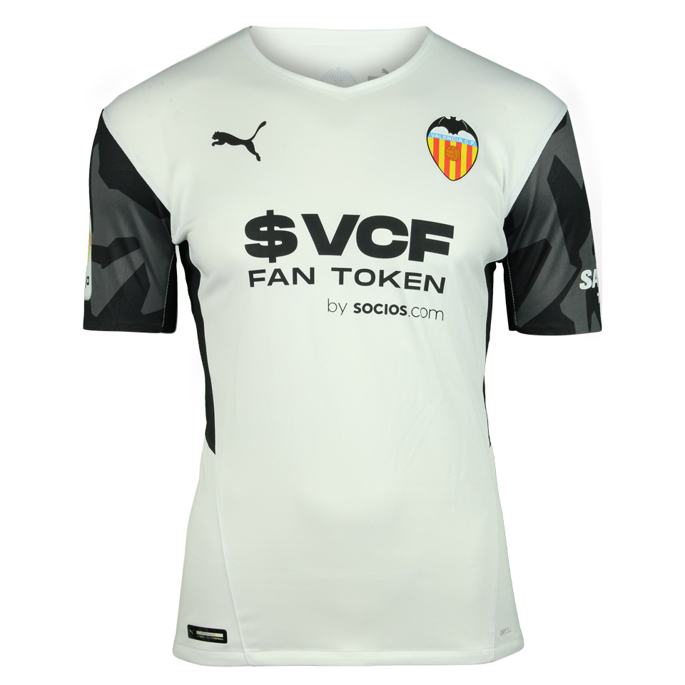 Uroš Račić Valencia CF shirt