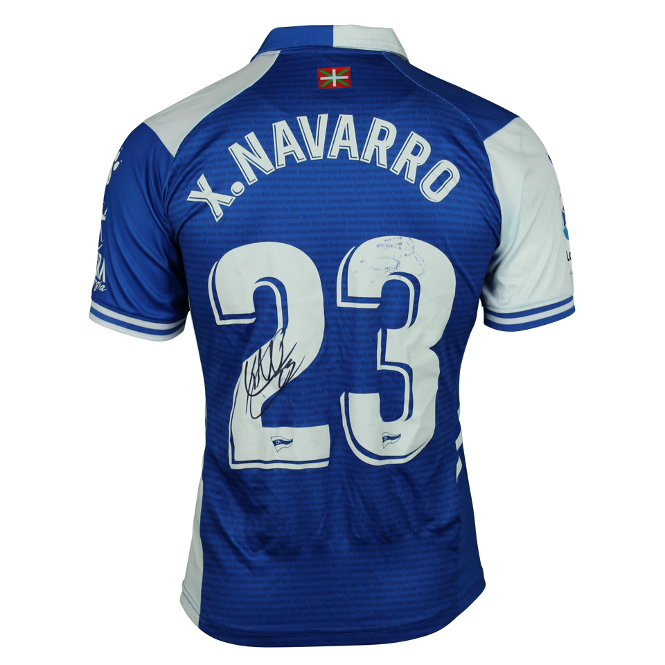 Ximo Navarro Deportivo Alavés shirt