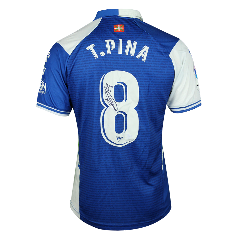 Tomás Pina Isla Deportivo Alavés shirt